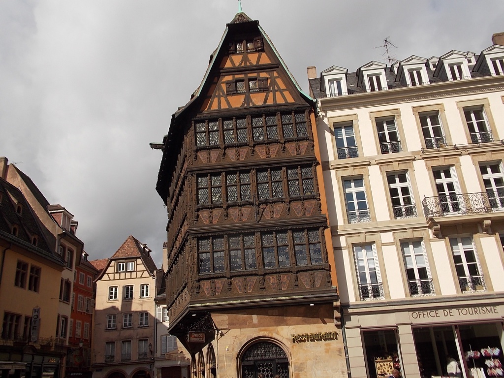 Elsass Alsace Straßburg Strasbourg Place de la Cathédrale