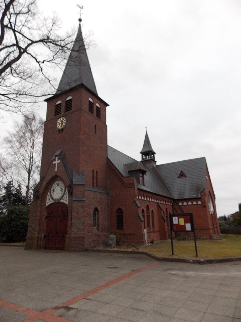 Aukrug-Innien Kirche