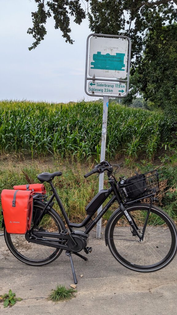 Schild und Fahrrad FWSpass Michael Rieck