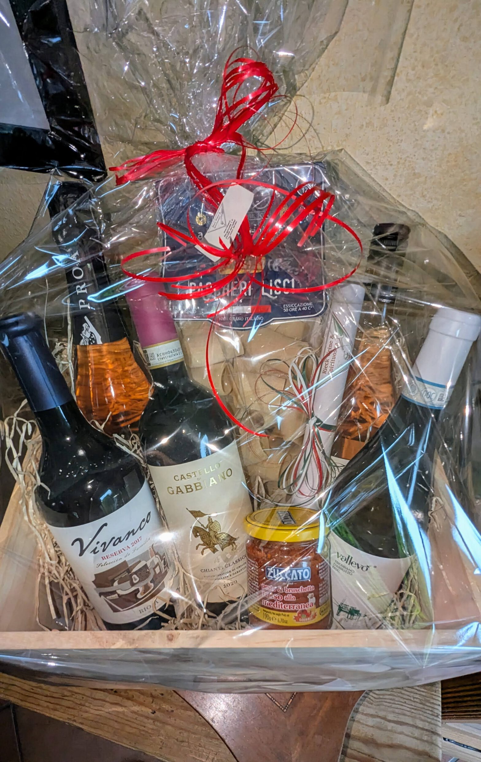 4er Präsentkiste mit Nudeln und Pesto